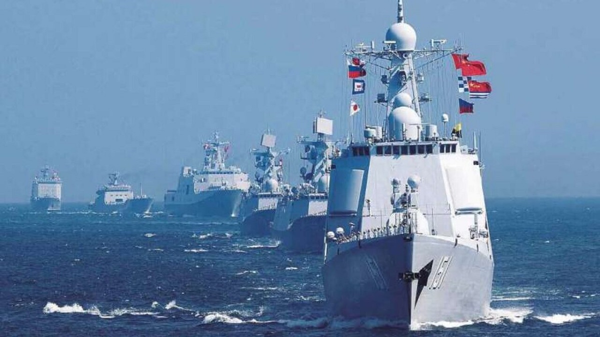  مناورة بحرية مع روسيا والصين ضمن جهود إيران الحثيثة لتعزيز قدراتها البحرية