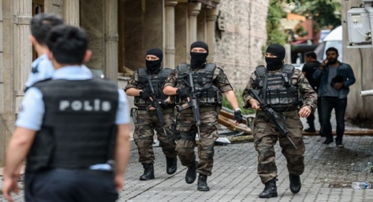  اعتقال قيادات من داعش داخل تركيا يكشف عن تنسيق محتمل بين قسد والتنظيم