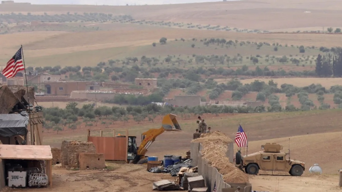 الانسحاب الأمريكي من التنف يعكس تراجع تهديد داعش ومزيدًا من التفويض الأمني لدمشق