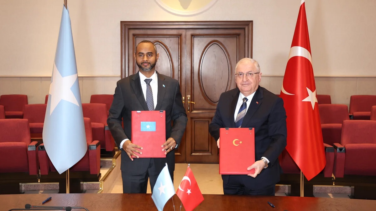  اتفاقية التعاون الأمني التركي الصومالي ترسخ نفوذ تركيا الأمني في القرن الأفريقي