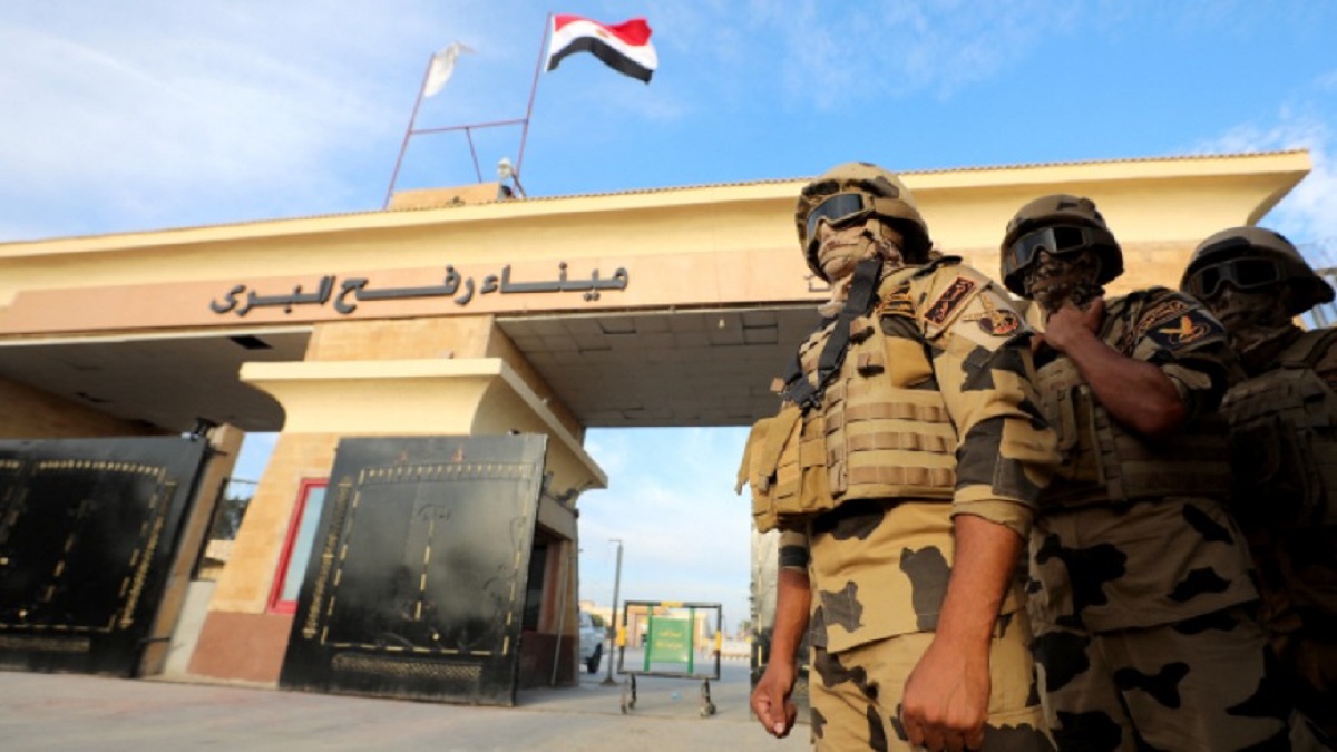  مقتل جندي مصري في رفح لن يغيّر قواعد الاشتباك مع الاحتلال لكنه سيغذّي الغضب الشعبي ويزيد الاستنفار الأمني