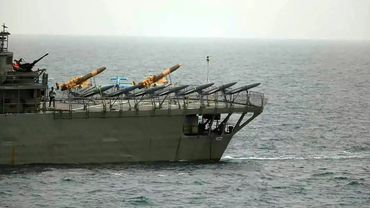  رسائل أمنية وسياسية من المناورات البحرية الإيرانية في الخليج