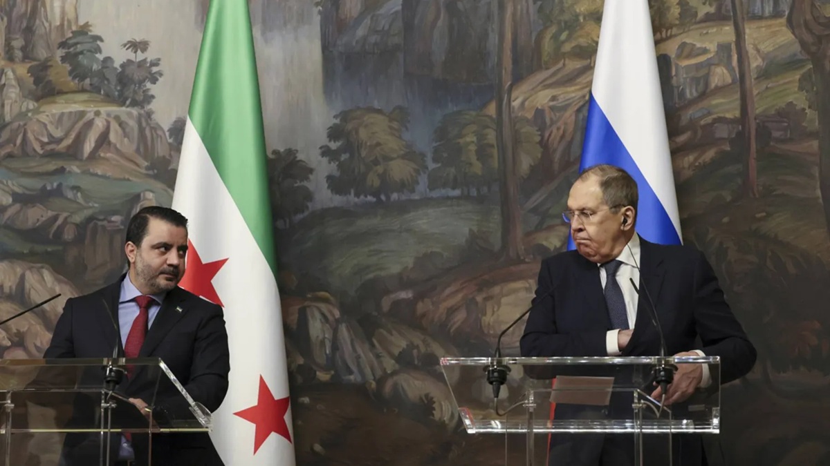 قراءة في إعادة التموضع العسكري الروسي في الشرق الأوسط عقب سقوط 