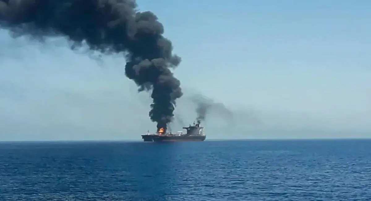  هجمات إيرانية ضد سفن إسرائيلية بمياه الخليج لإبقاء معادلة الردع بعد هجوم أصفهان