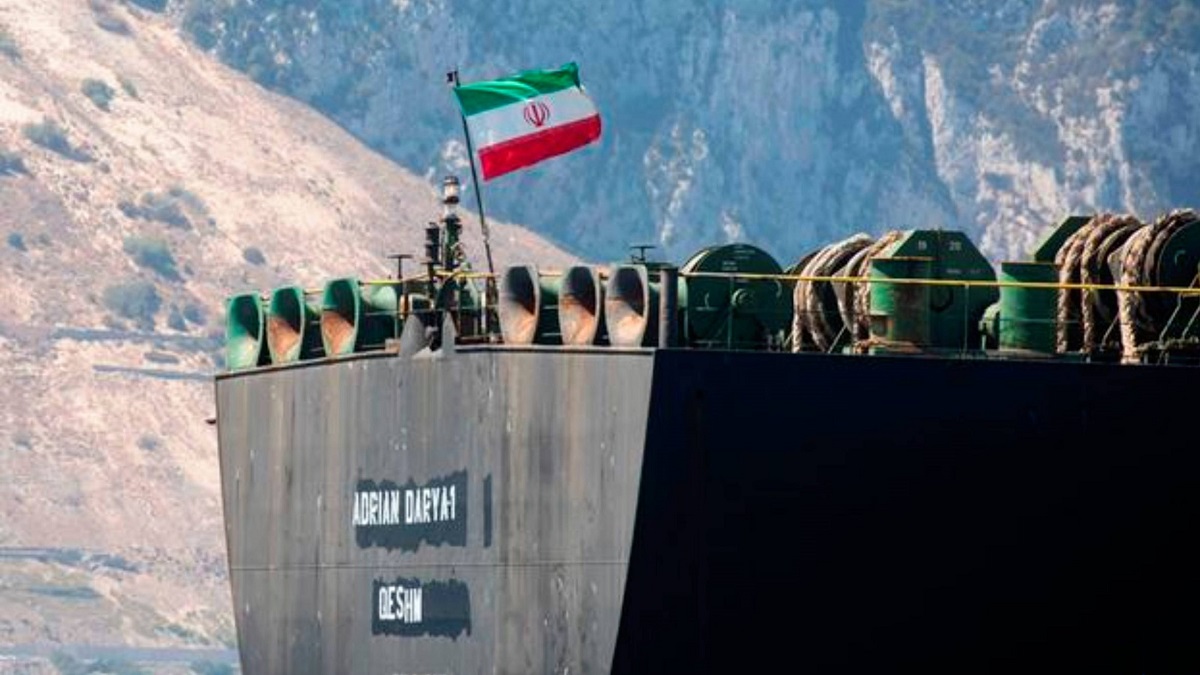  استمرار إيران وأمريكا في احتجاز السفن المتبادل بينهما يهدد الاستقرار في مياه الخليج